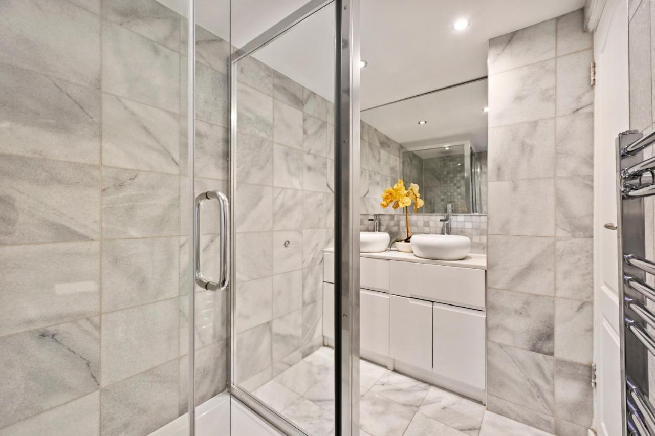 Appartement Hampstead Opulence - Luxurious Split Level Londen