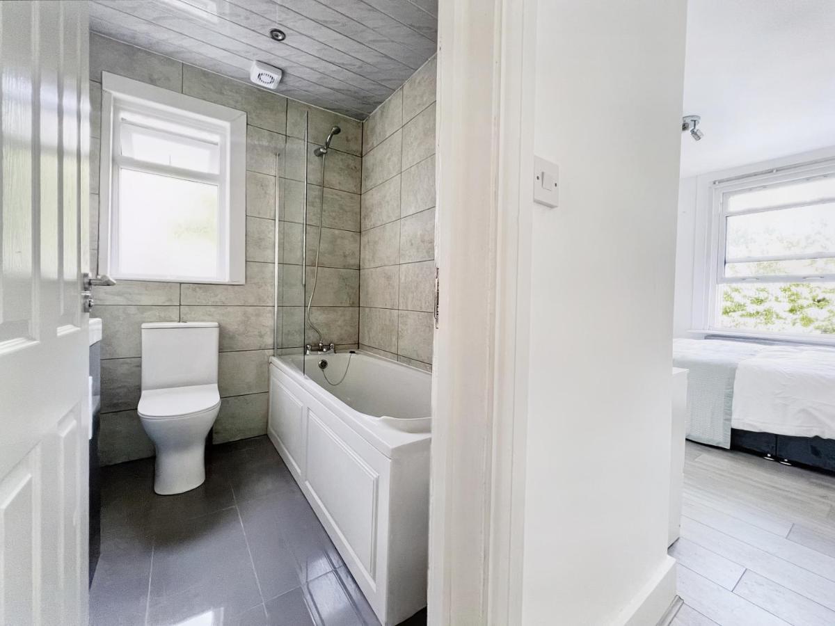 Modern In Centrally Located - 4