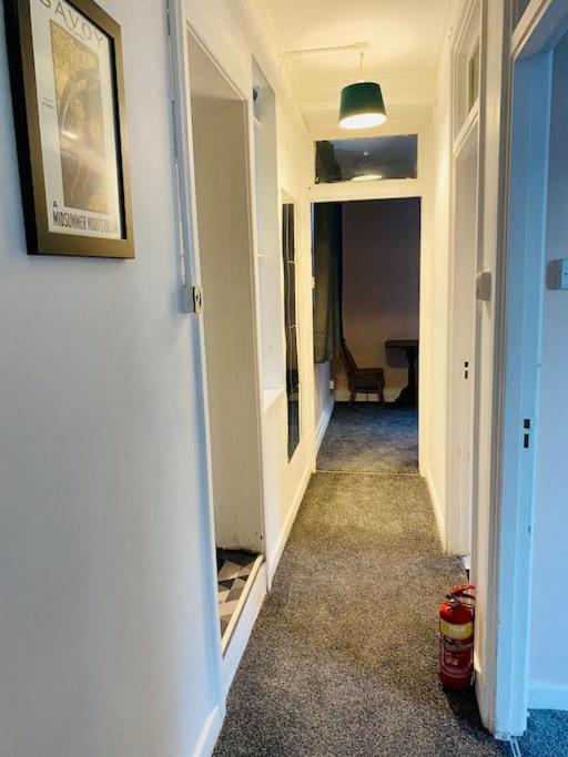 2 Bedroom Flat On Tottenham High Rd. *