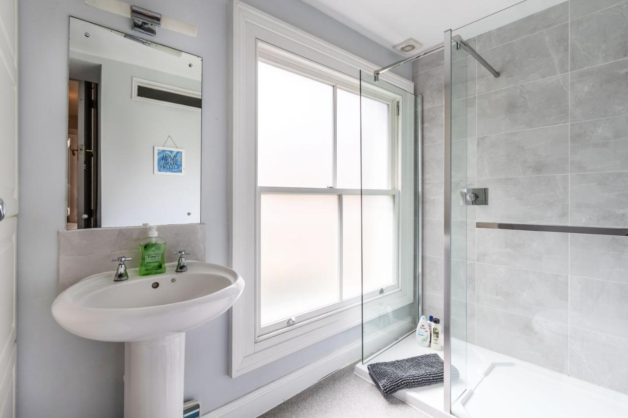 Bright 2 Bedroom Flat With Terrace In Notting Hill * Londres