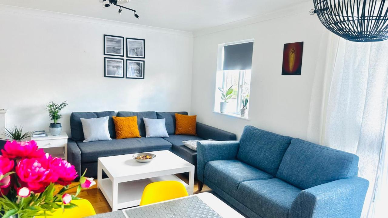 Amazing Location - Of London- 2 Bedroom Stunning Canal View House With Private Garden,parking & Balcony Apartamento Londres