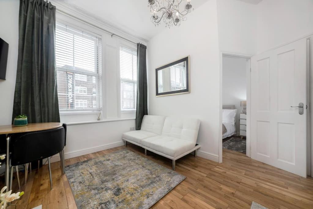 Apartamento Flat In South West 1 Min To The Station