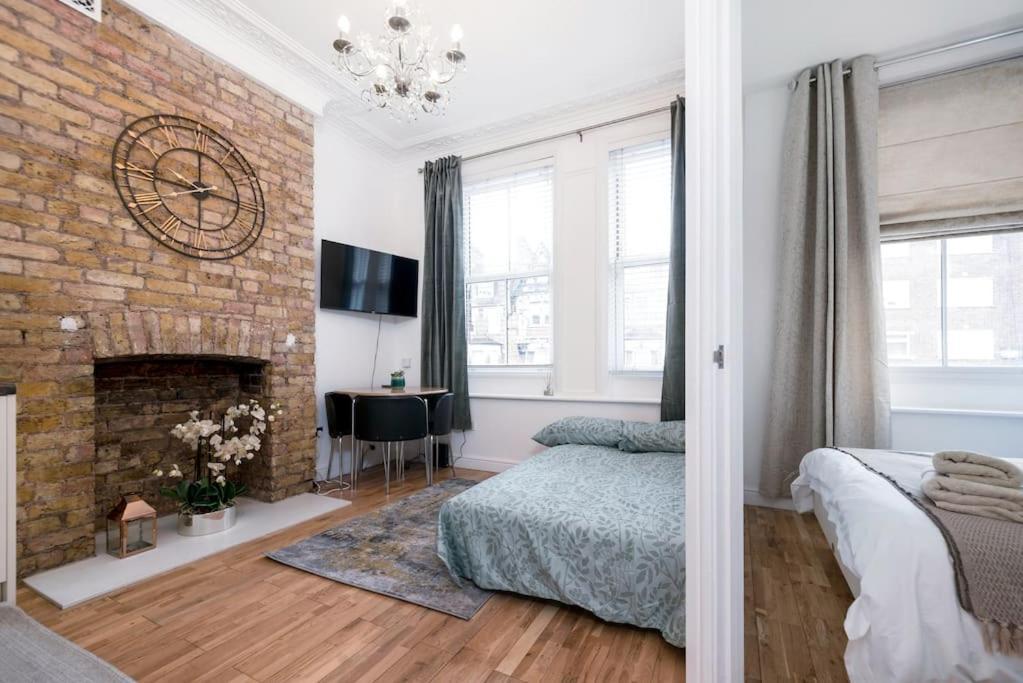 Flat In South West 1 Min To The Station Londres
