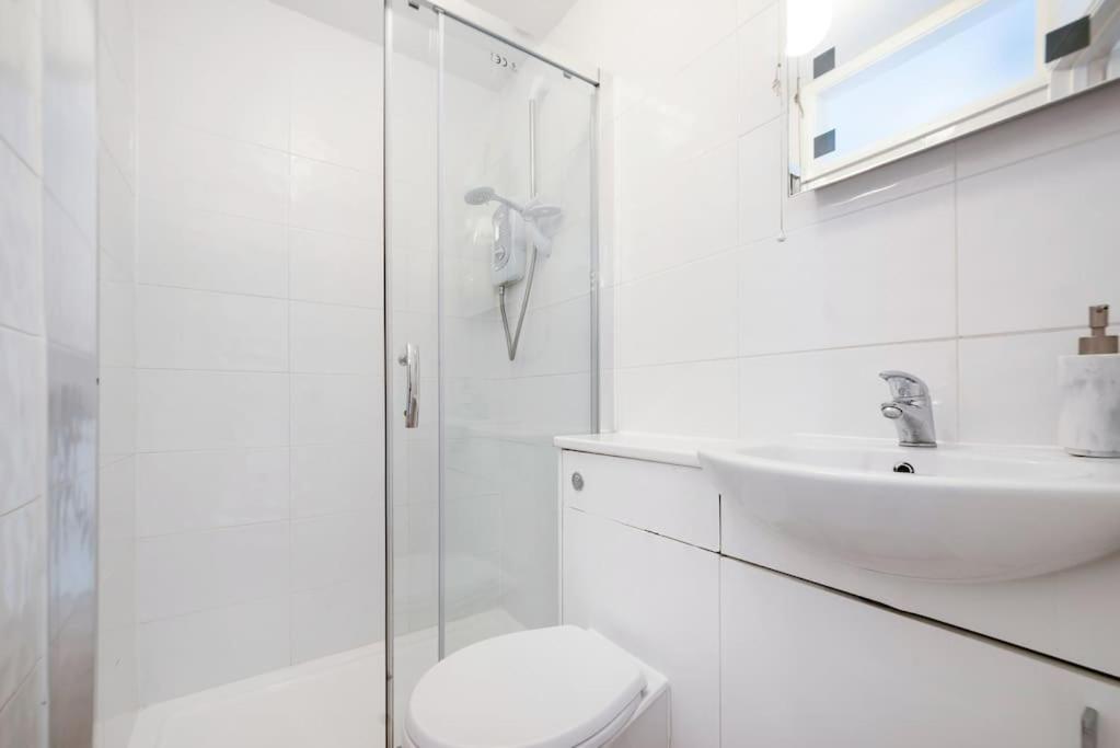 Apartamento Flat In South West 1 Min To The Station