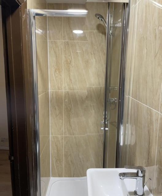 Albergue Kensal Backpackers 2 *