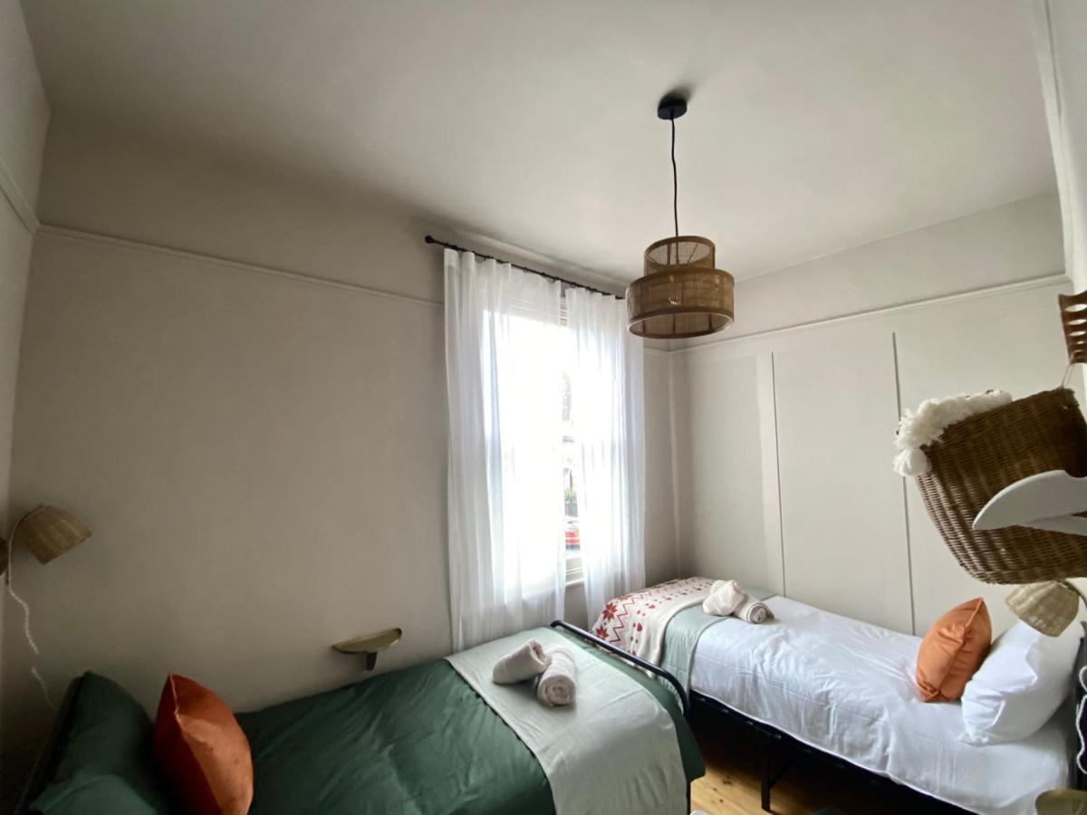 Stylish Apt Excel Olympic Close To Station Apartamento Londres