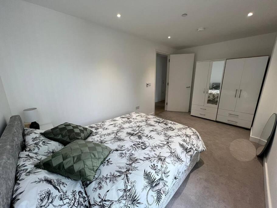 Modern & Secure 3br 2ba In The Heart Of Crossharbour