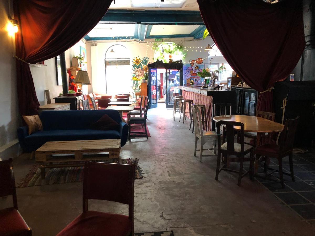 Appartement 2 Bedroom Flat On Tottenham High Rd. Londen