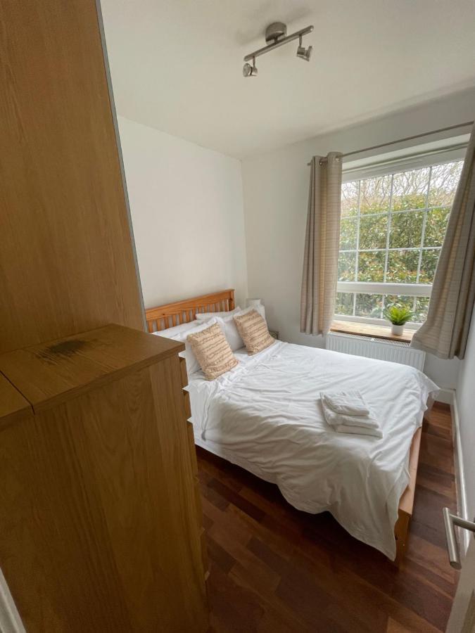 Spacious Flat Opposite The Oval * Londres