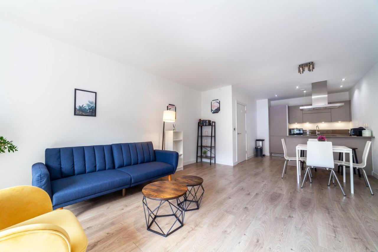 Modern 3bdr Flat W Large Balcony, Kentish Town Apartamento *