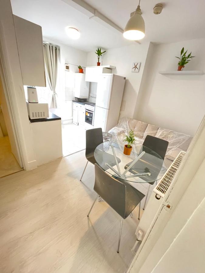 One Bedroom Flat Miles *