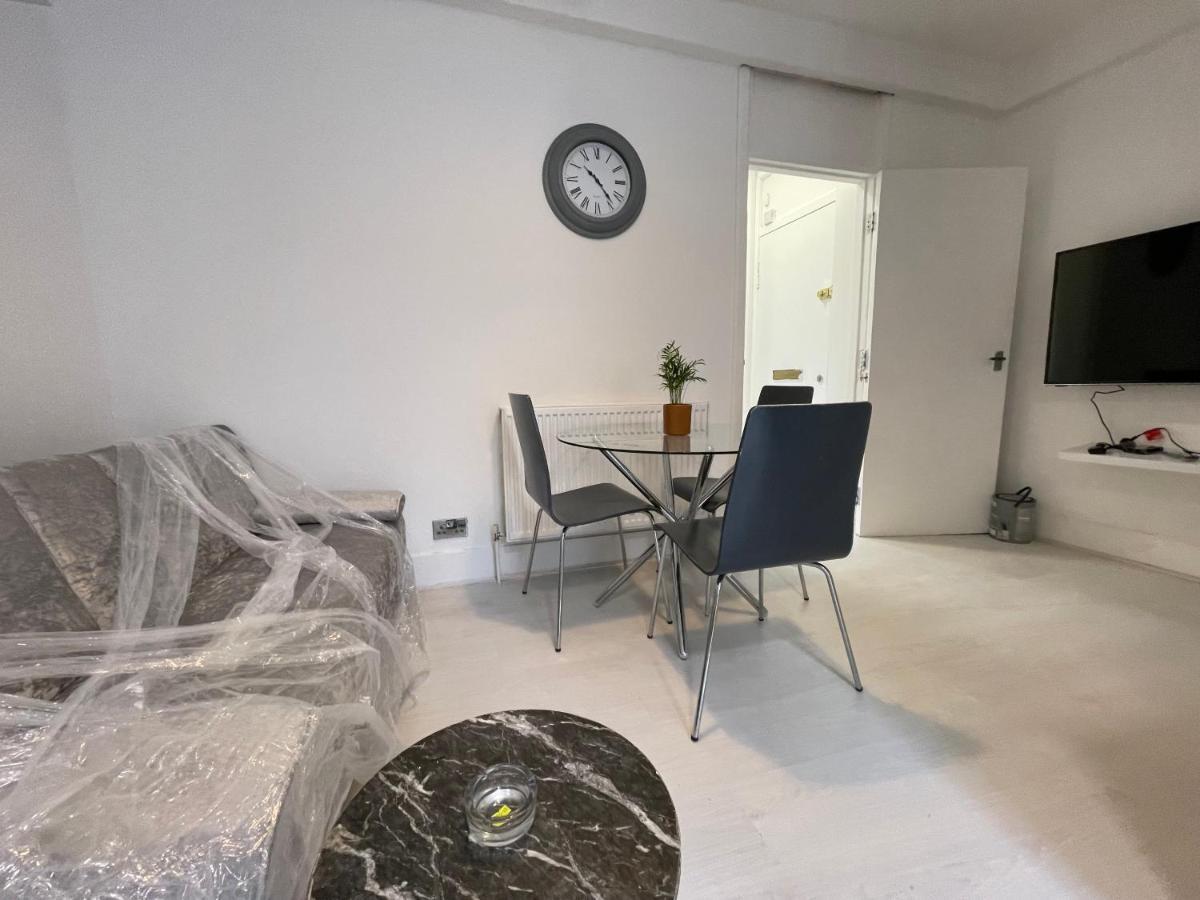 Apartamento One Bedroom Flat Miles *