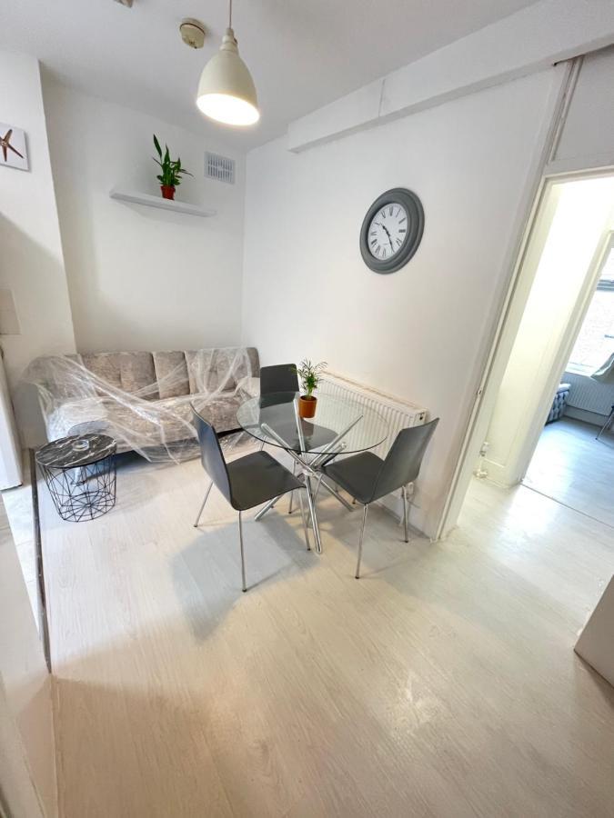 One Bedroom Flat Miles Apartamento
