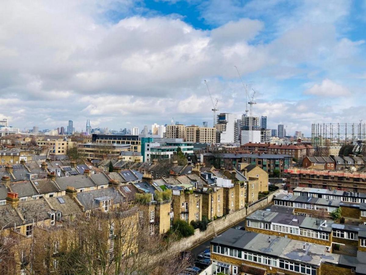 A Skyhigh For 2 In Vauxhall * London