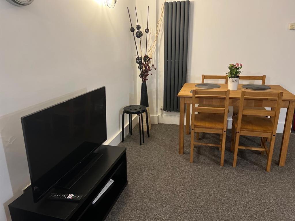 Entire 2-bedroom Flat In Camden Londres
