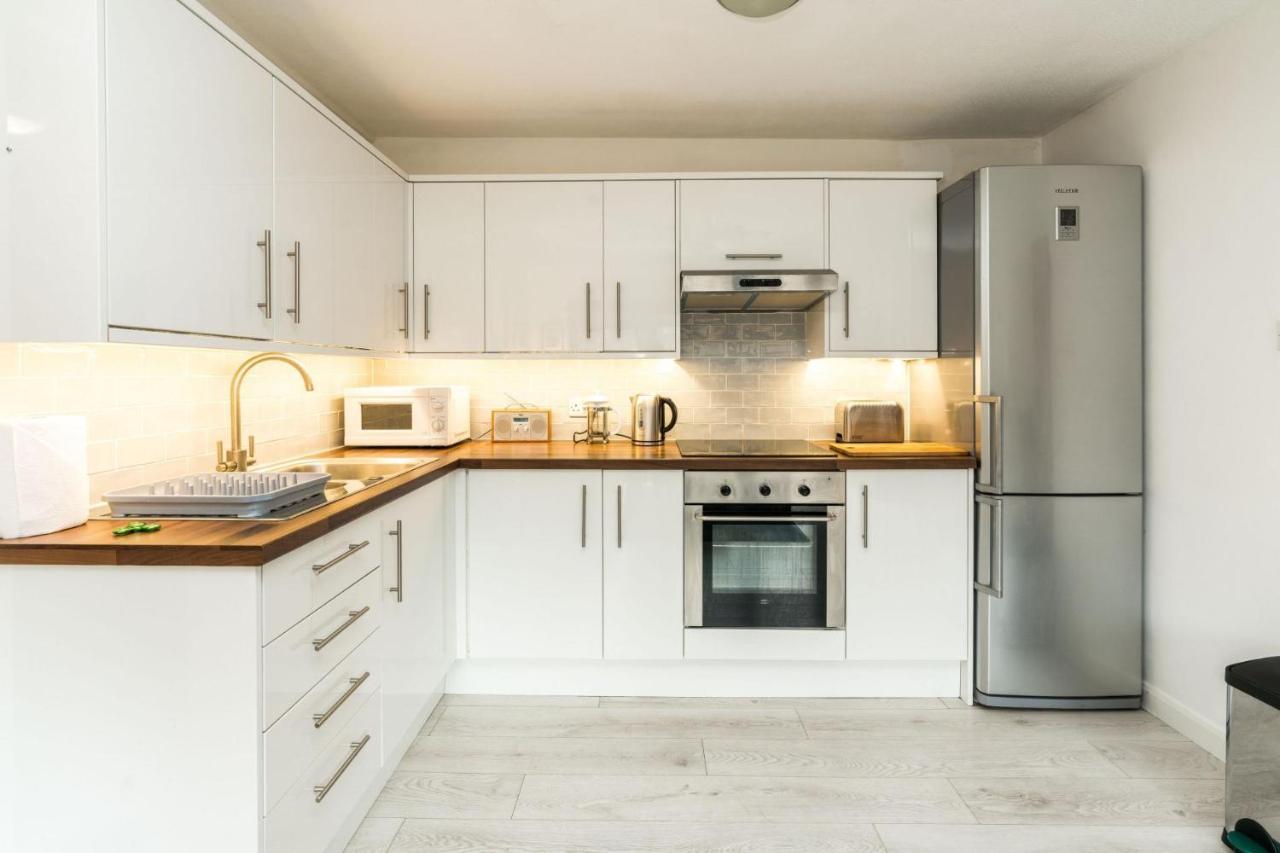 Luxury Islington With Balcony Islington Apartment *