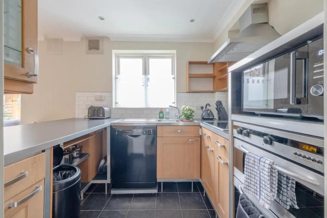 Lovely 1 Bedroom With Patio - 10 Mins From Hyde Park Appartement *