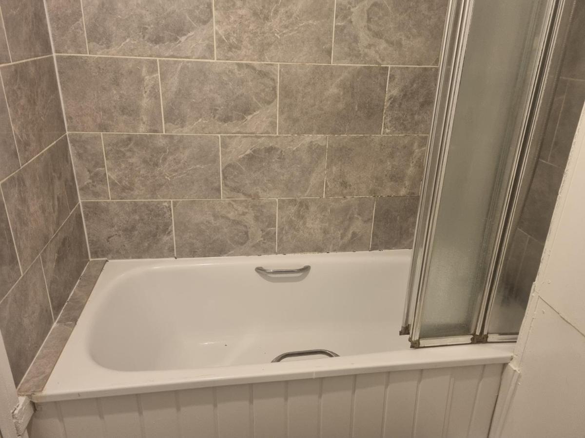 Private In London,