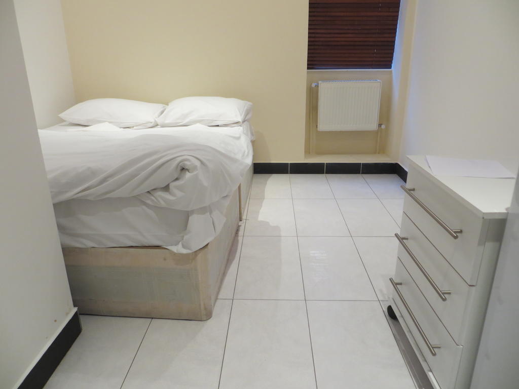 Hostel Abercorn House