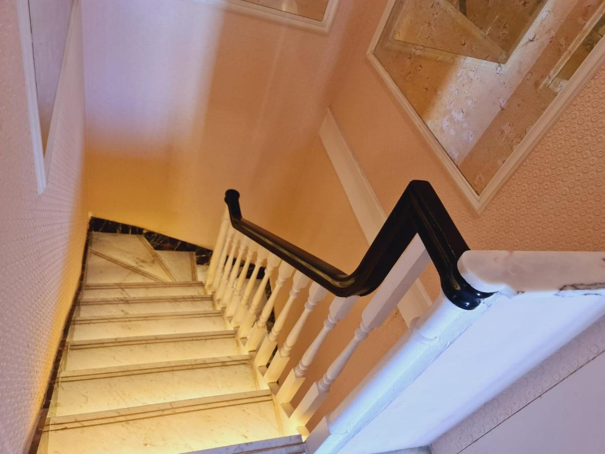 Flat 1, Charles Street Apartamento Londres