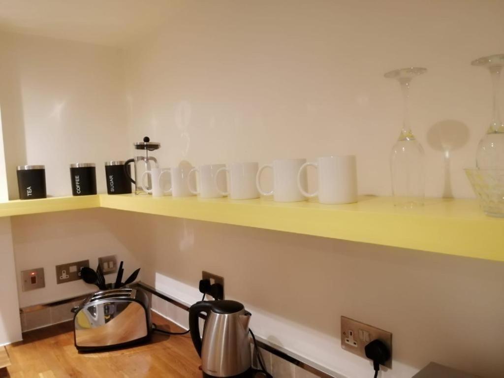Entire 2-bedroom Flat In Camden *