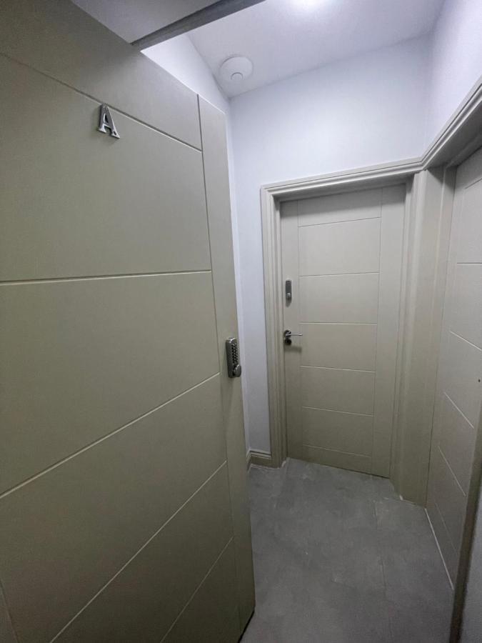 Apartment 424 Edgwar Road *