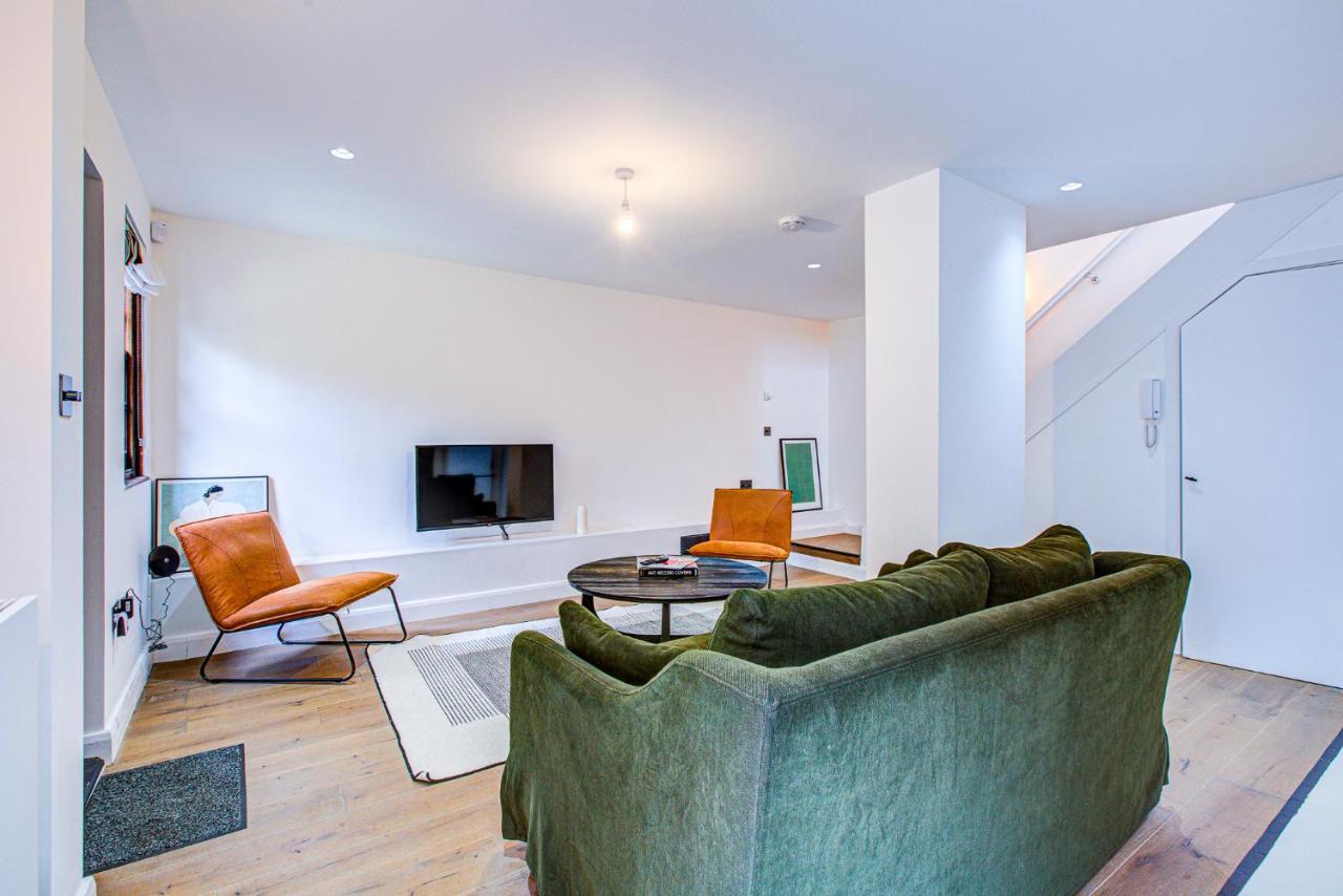 Beautiful 3-bedroom House Just Minutes From Queen's Park Tube Appartement