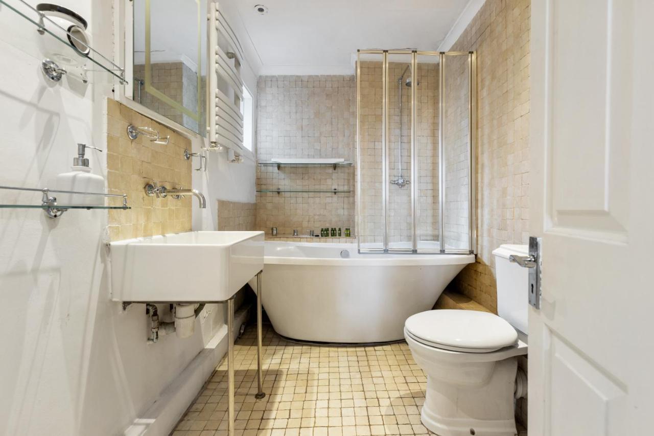 Knightsbridge Emerald By Dena Elite Collection Londres