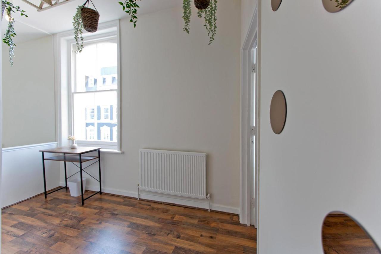 Marvelous Flat In Earls Court -