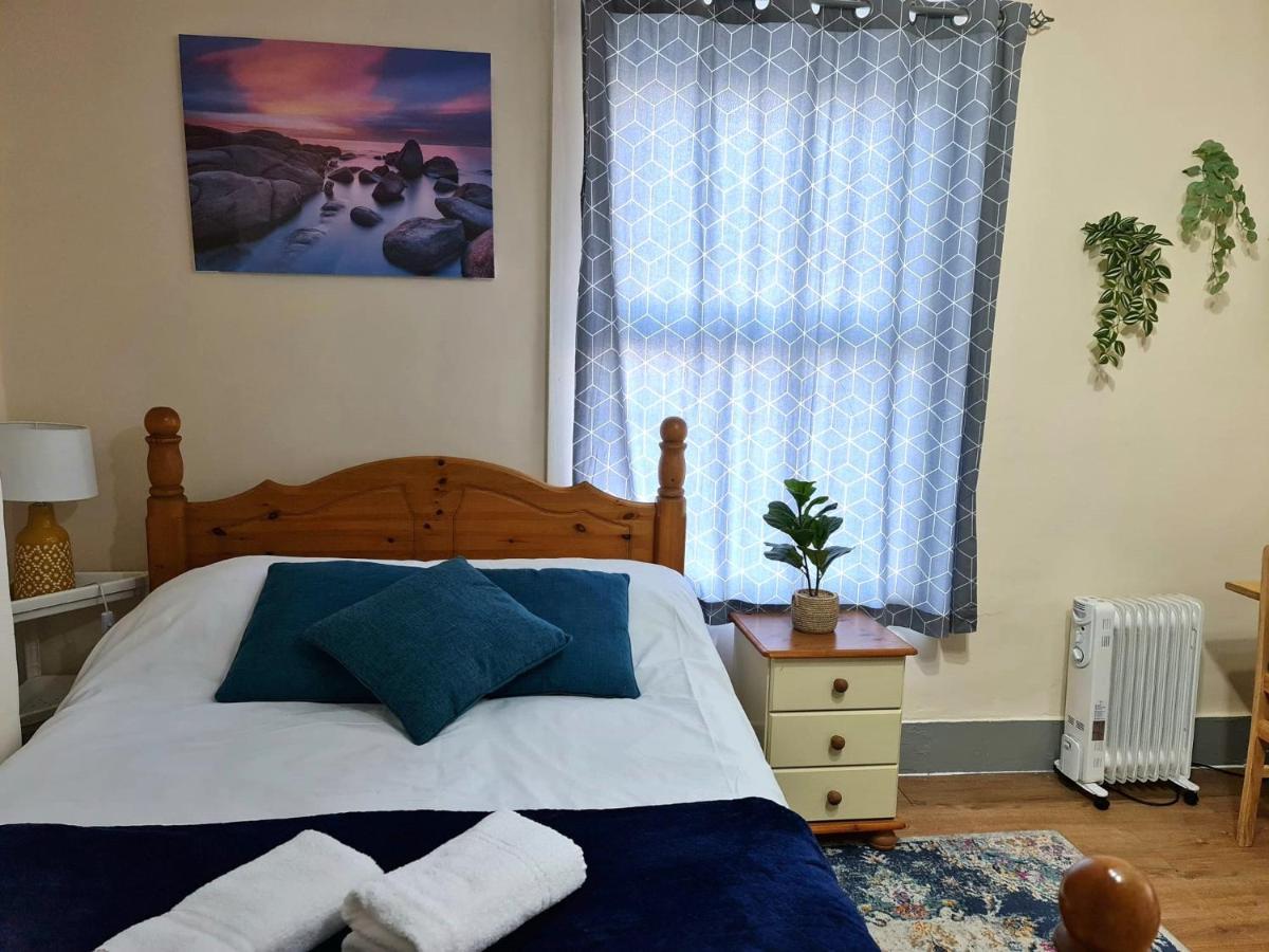 Lovely Private Near Central Apartment