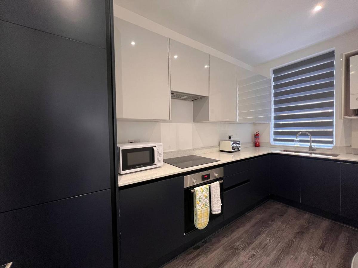 Star Finchley Road 3-bed Oasis With Garden Appart hôtel Londres