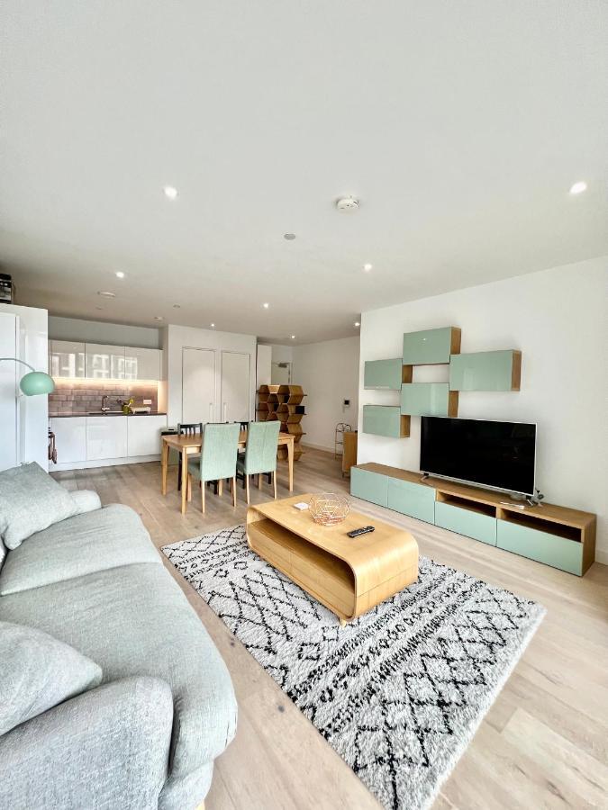 Apartamento Luxury 2 Bedroom 2 Bathroom - City Airport