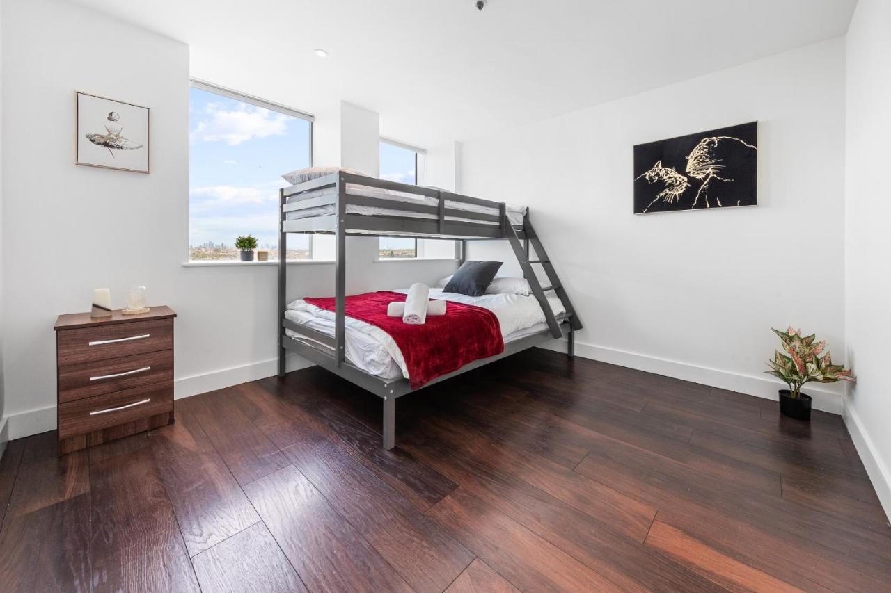 For 7 In Bp119 * London
