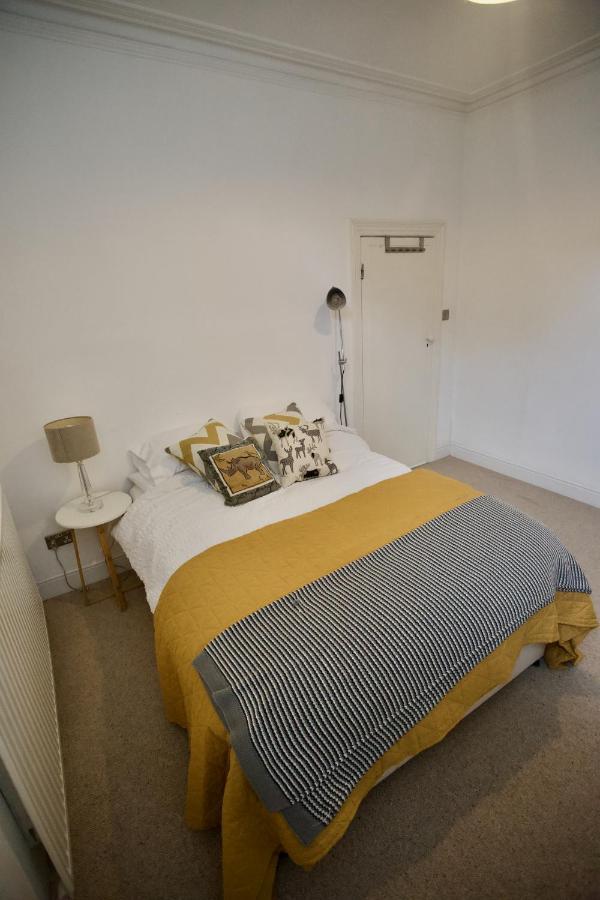 Stunning Nw2 Flat - Great Location! * Londres