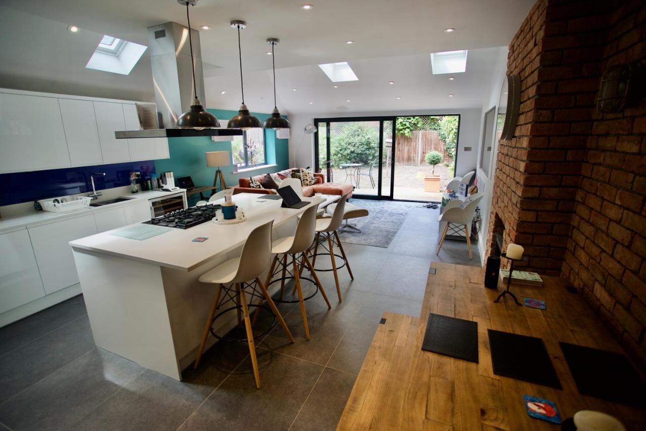 Stunning Nw2 Flat - Great Location!