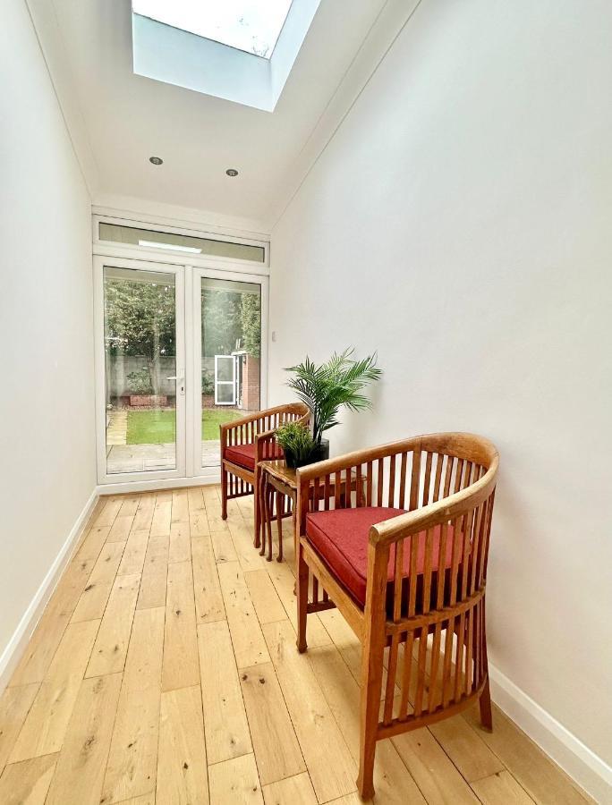 Retreat To A Stylish Ensuite In