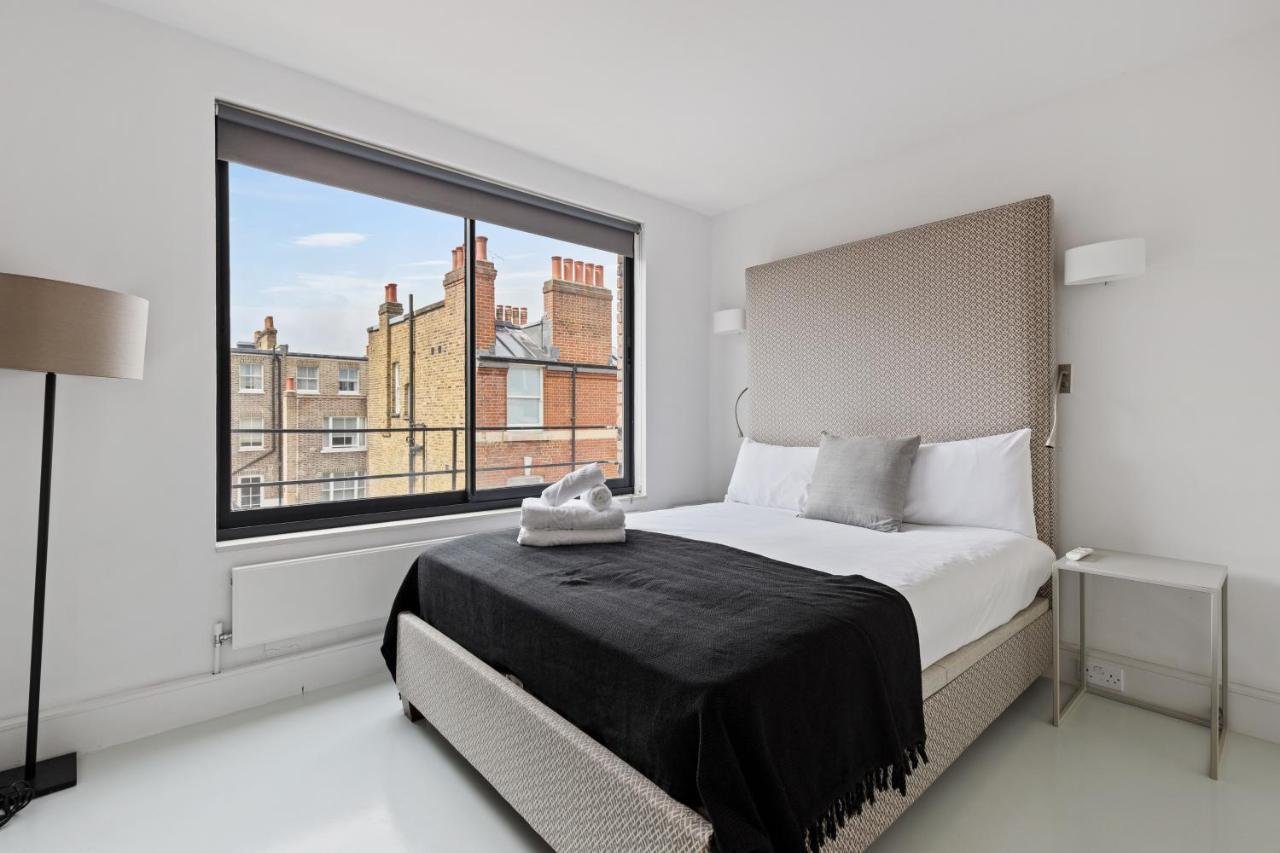 Apartment Luxurious Harrods Penthouse With Stunning Views London