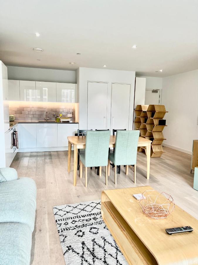 Luxury 2 Bedroom 2 Bathroom - City Airport Apartamento