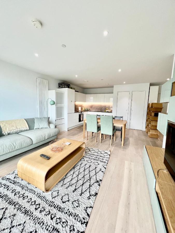 Apartamento Luxury 2 Bedroom 2 Bathroom - City Airport
