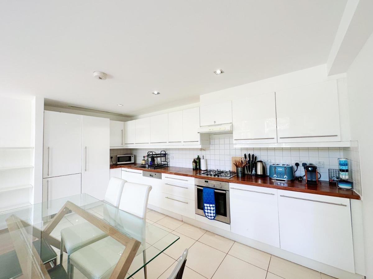 Portobello Dock Canalside Apartamento Londres