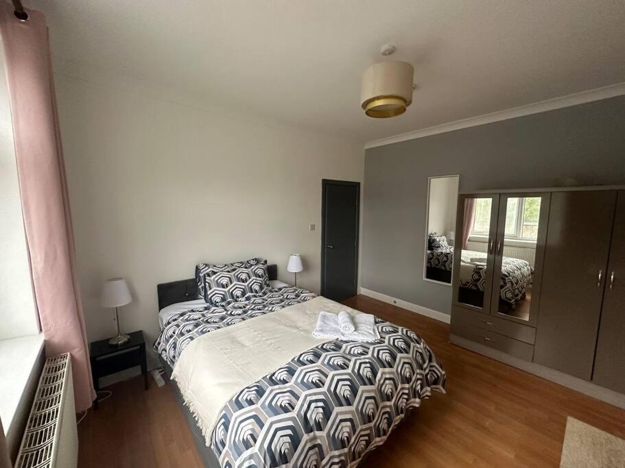 Hébergement de vacances 5 Bedroom House Se6 Londres
