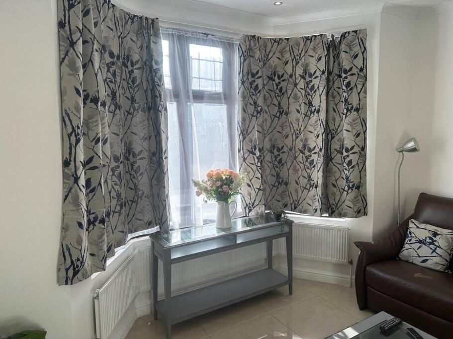 5 Bedroom House Se6 Londres