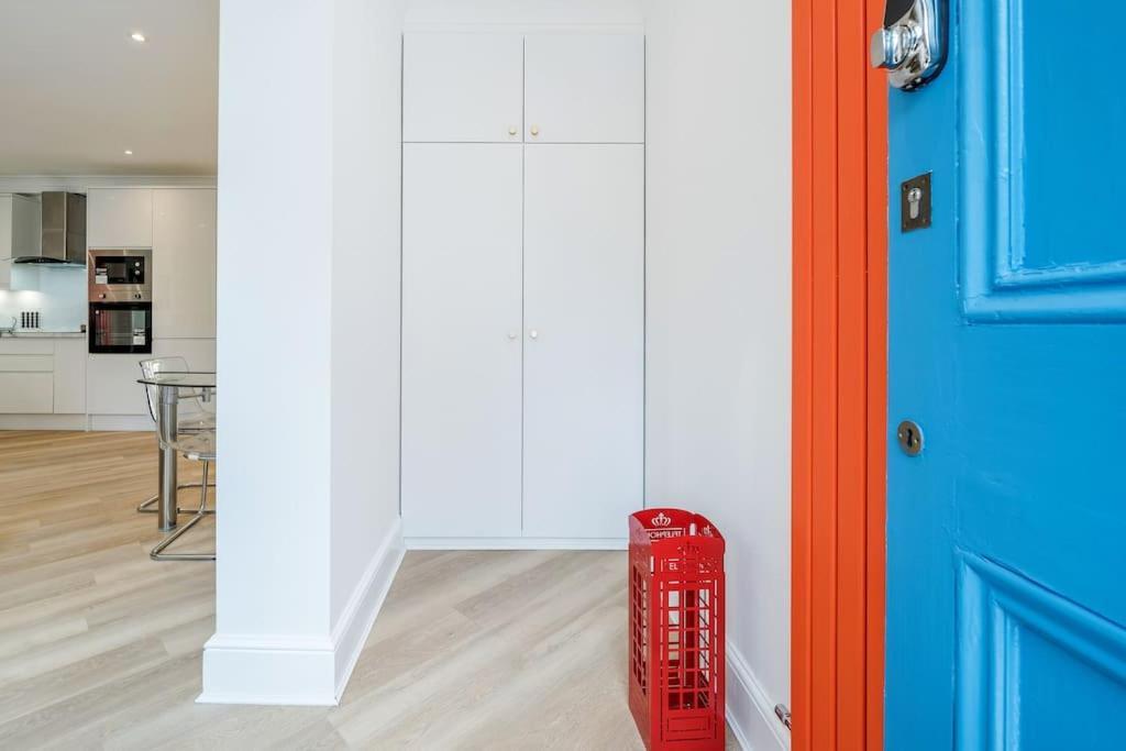 House 10 Mins To Tower Bridge Hot Tub & Parking Сasa de vacaciones Londres