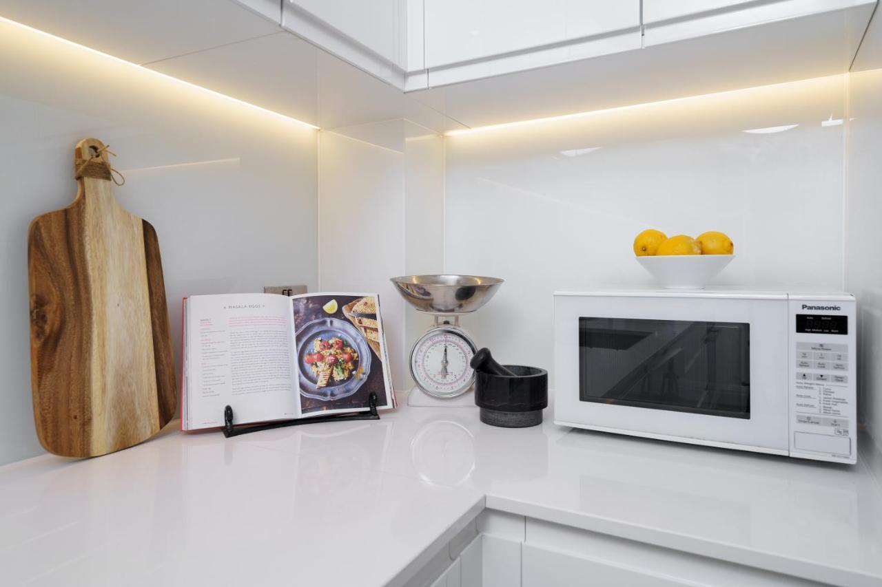 Aircon 2 Bedr, 3 Beds, 2 Bath Covent Garden, Subway