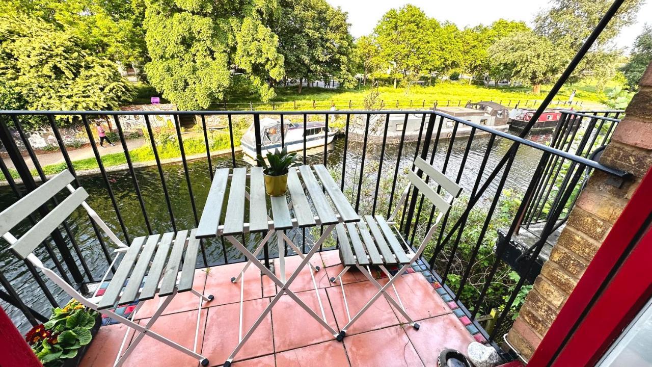 Amazing Location - Of London- 2 Bedroom Stunning Canal View House With Private Garden,parking & Balcony * Londres