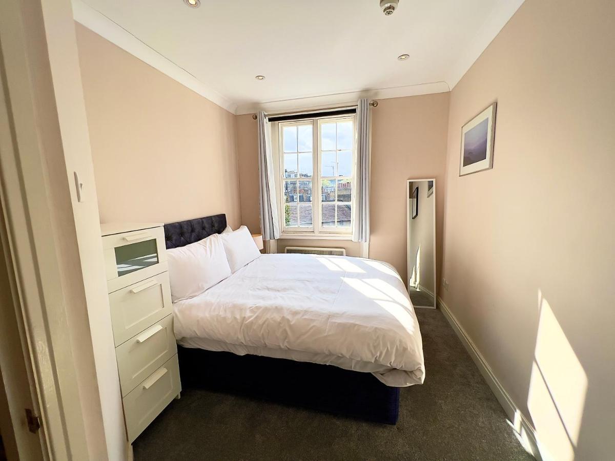 2 Bedroom In Westminster