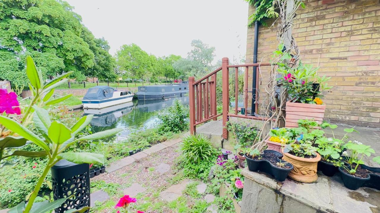 Apartamento Amazing Location - Of London- 2 Bedroom Stunning Canal View House With Private Garden,parking & Balcony Londres
