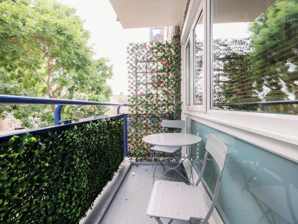 Spacious Flat In South With Balcony - Pass The Keys Apartamento *