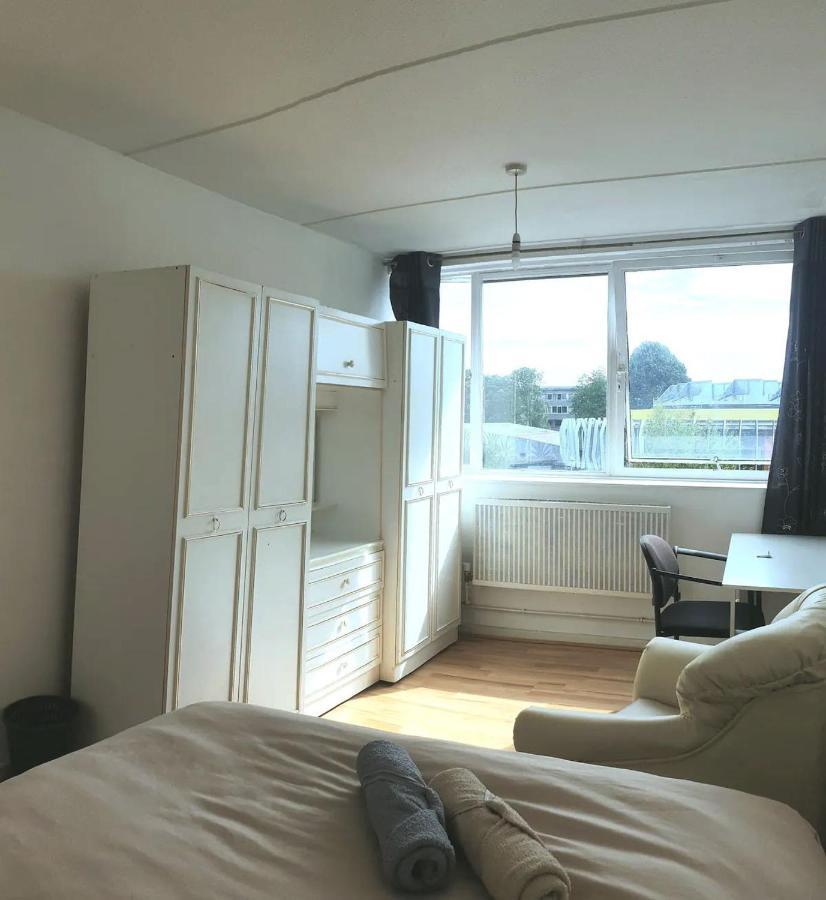 Elephant & Castle - Zone 2 - Private - Shared Bathroom Hospedagem domiciliar