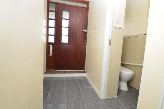Large With Balcony Overlooking Guest house *